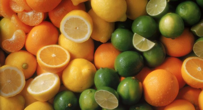 Limão e laranja ajudam a reduzir ganho de peso; entenda!