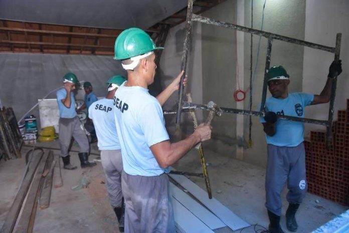 Custodiados participam da construção de laboratório no campus da Uepa de Cametá